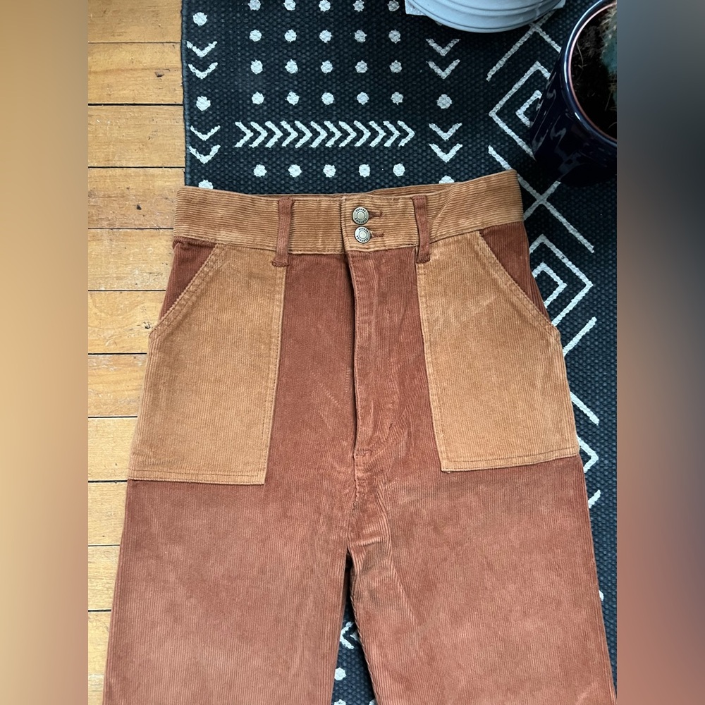 Ghanda Agnes Cord Pants - Picture 3 of 11